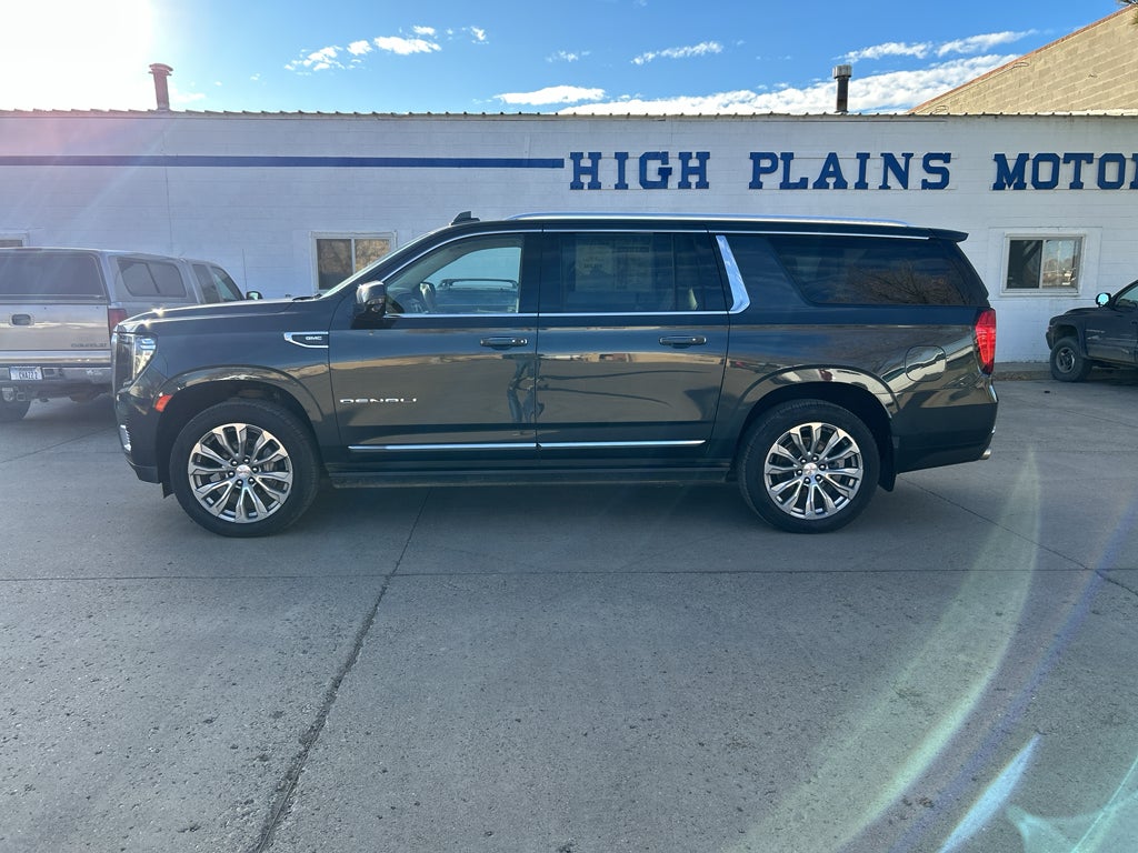 2022 GMC Yukon XL Denali
