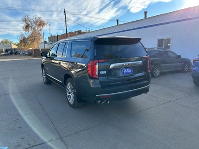2022 GMC Yukon XL Denali