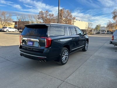2022 GMC Yukon XL Denali