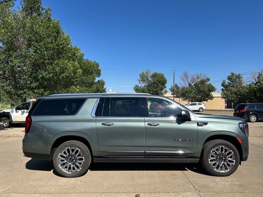 2024 GMC Yukon XL Denali Ultimate