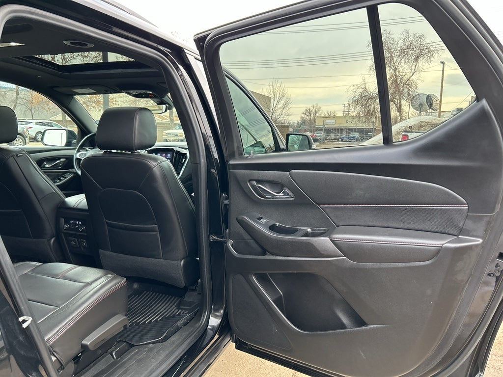 2022 Chevrolet Traverse RS