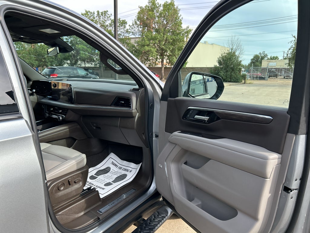 2025 Chevrolet Suburban Z71