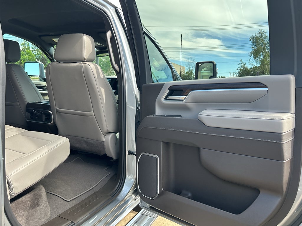 2026 GMC Sierra 3500 HD SLT