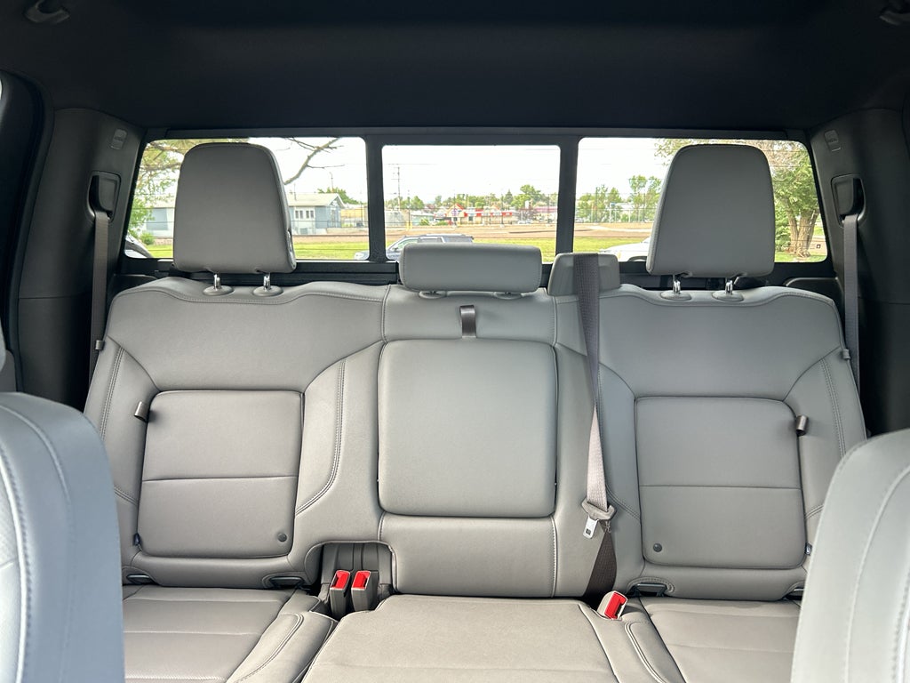 2025 GMC Sierra 3500 HD SLT