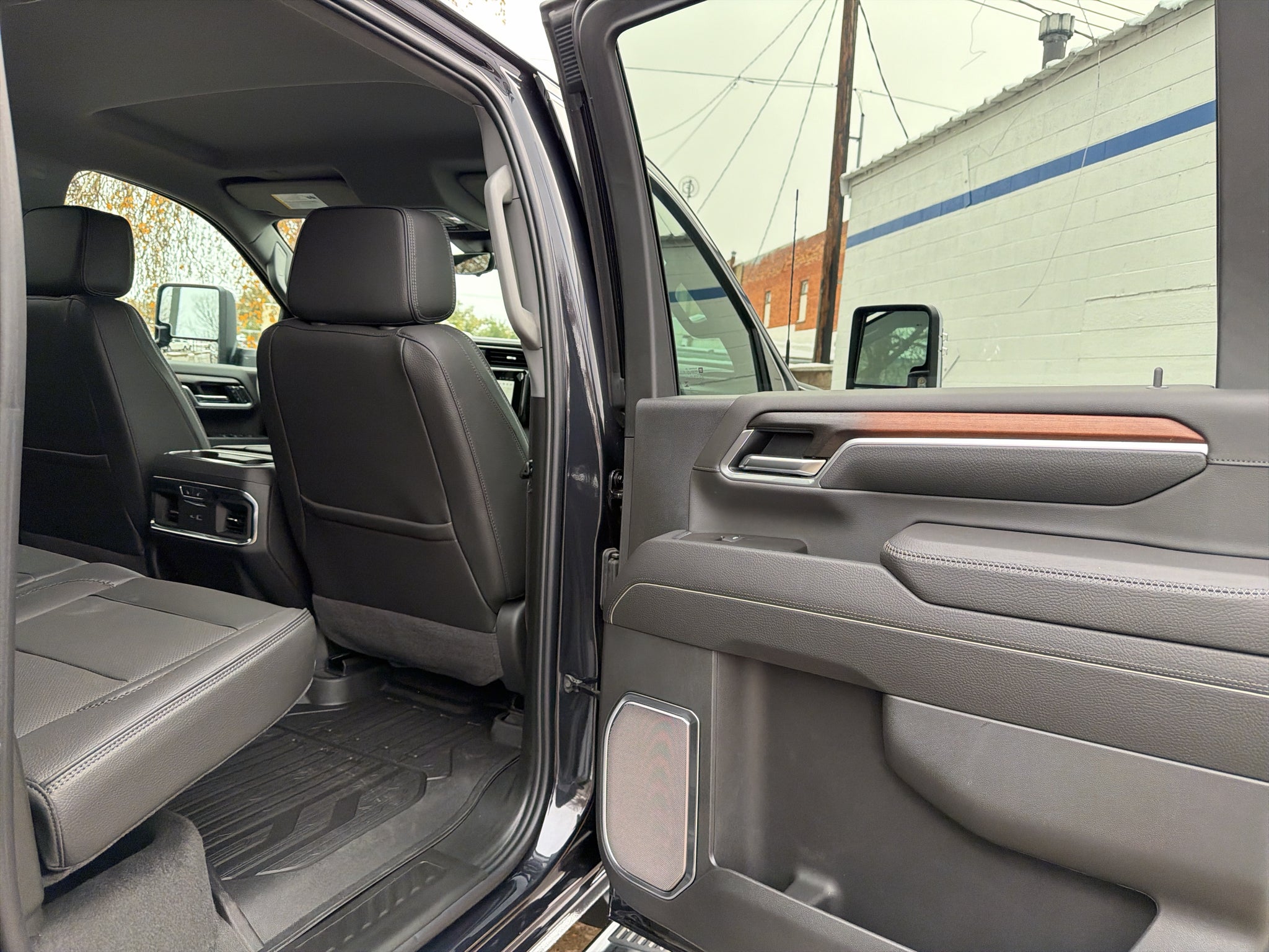 2026 GMC Sierra 3500HD Denali - Photo 20