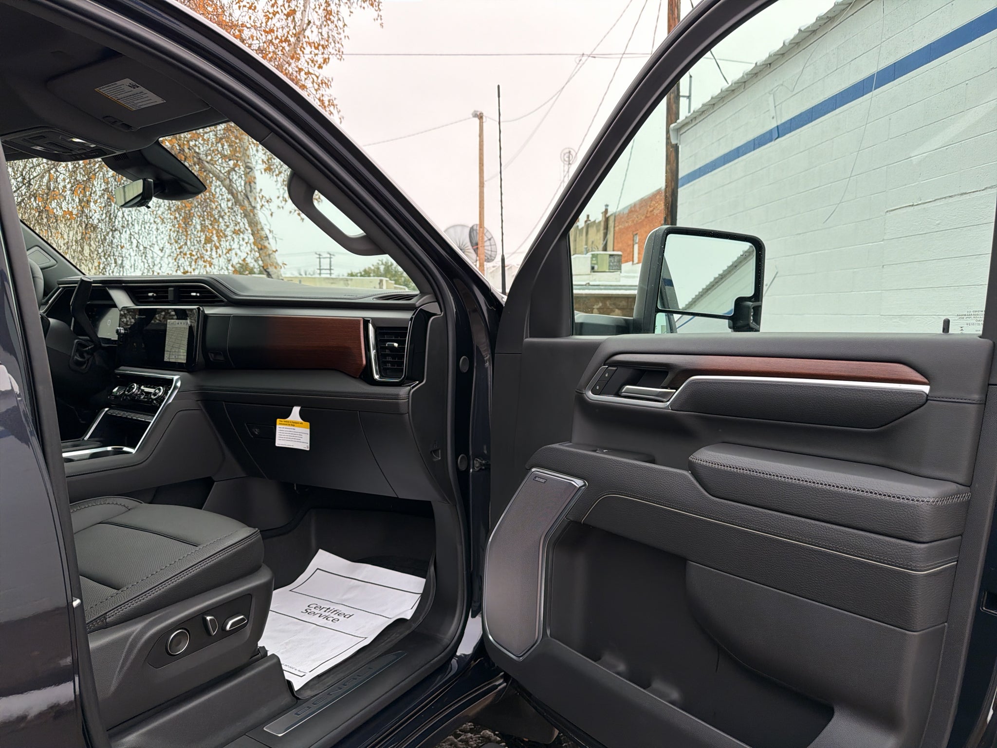 2026 GMC Sierra 3500HD Denali - Photo 23