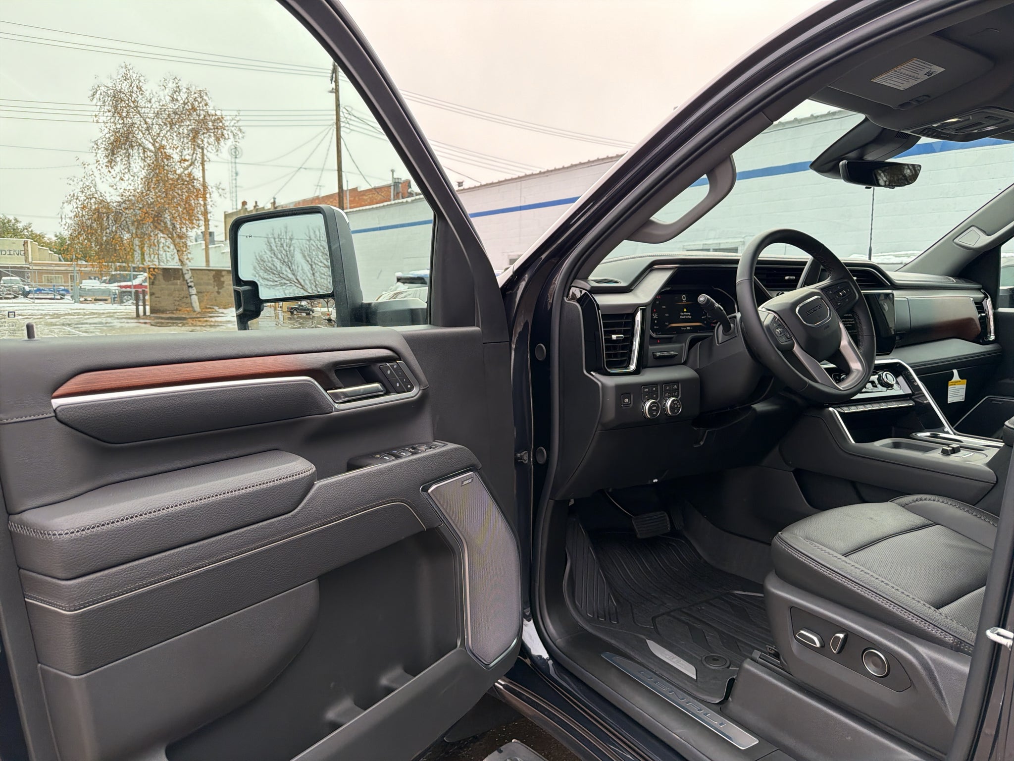 2026 GMC Sierra 3500HD Denali - Photo 9