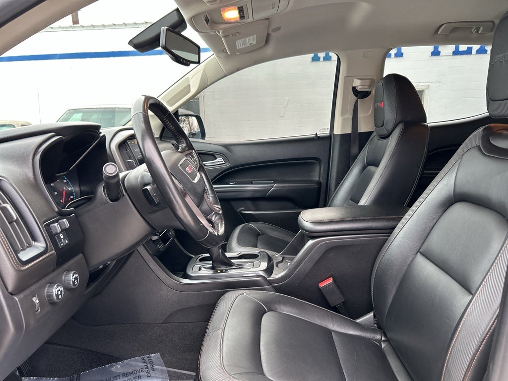 2022 GMC Canyon AT4 - Leather