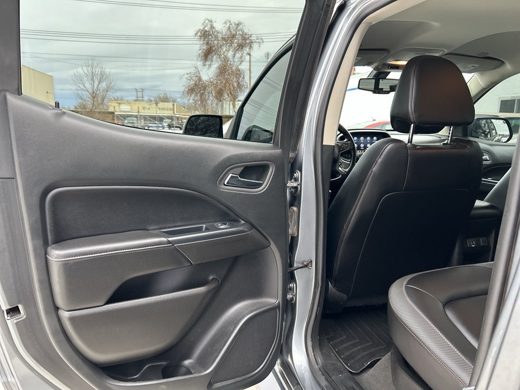 2022 GMC Canyon AT4 - Leather