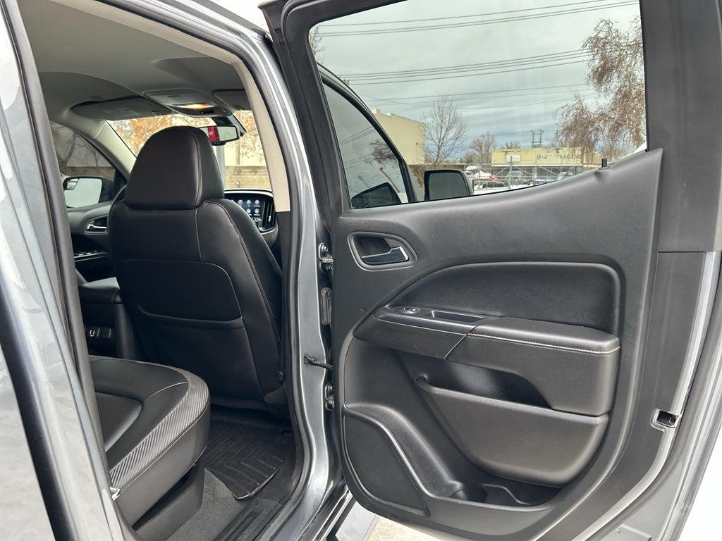 2022 GMC Canyon AT4 - Leather