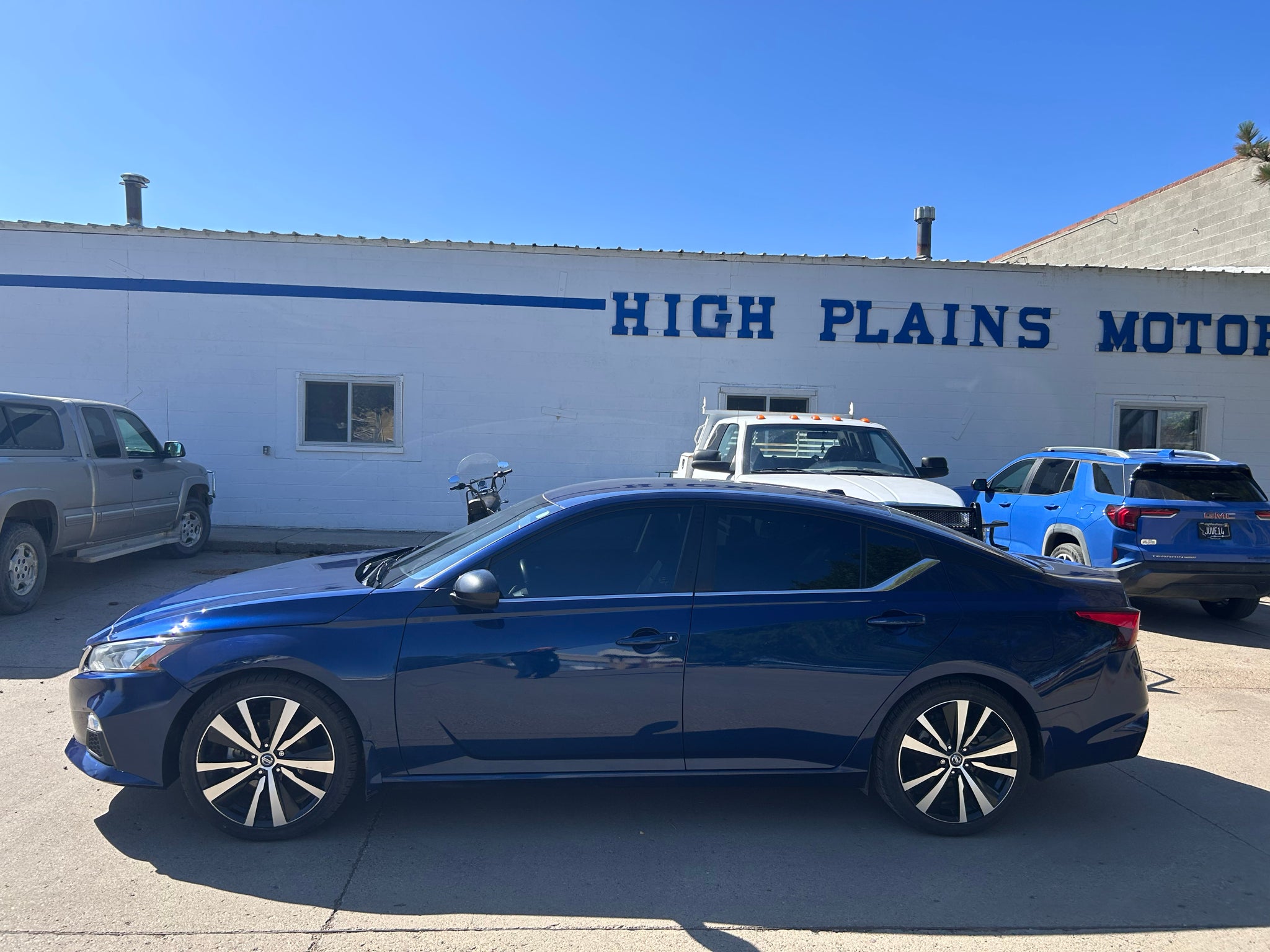2021 Nissan Altima SR FWD