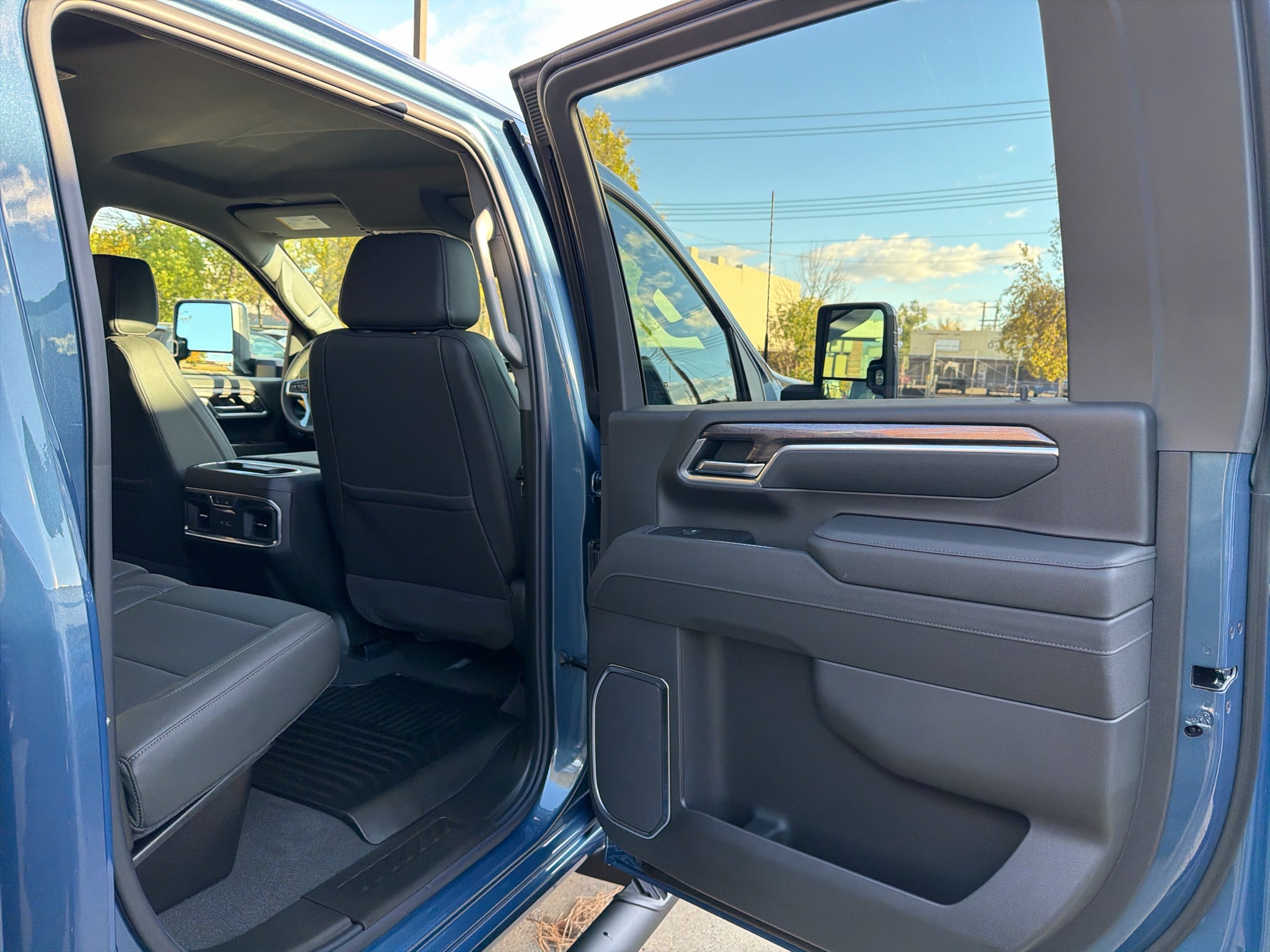 2026 Chevrolet Silverado 3500 HD LTZ - Photo 18