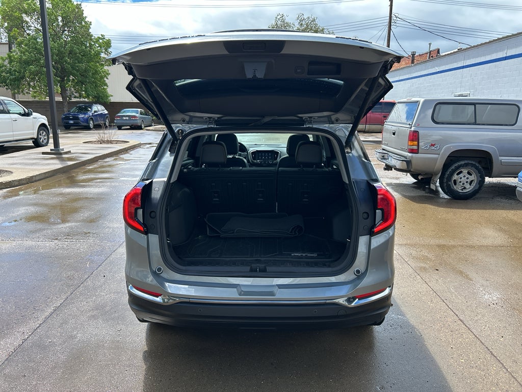 2024 GMC Terrain AT4