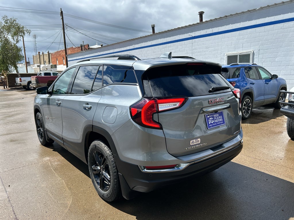 2024 GMC Terrain AT4