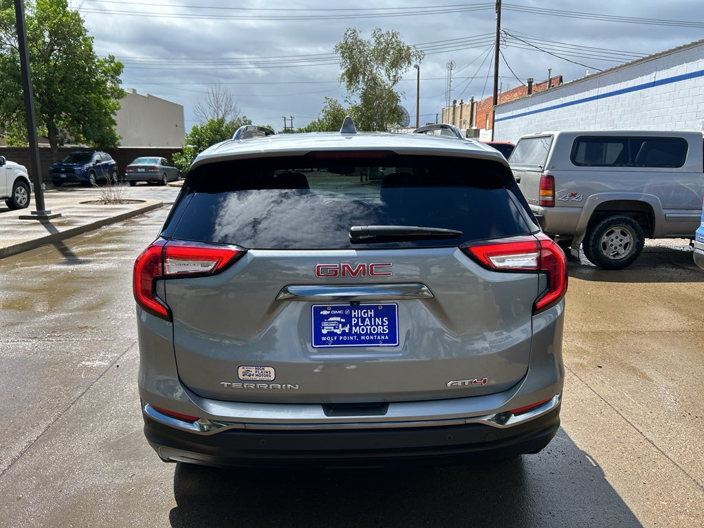 2024 GMC Terrain AT4