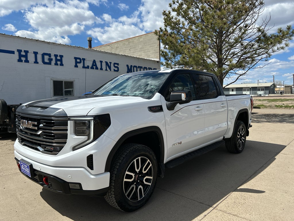 2022 GMC Sierra AT4 4WD Crew Cab Short Box's photo