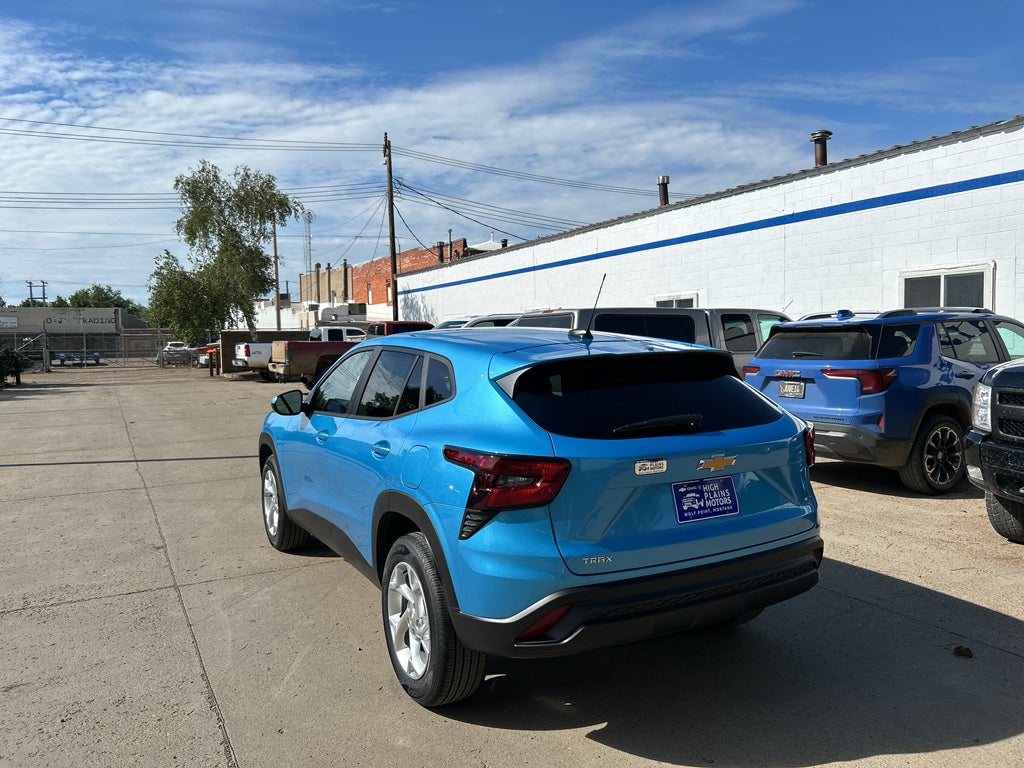 2026 Chevrolet Trax LS
