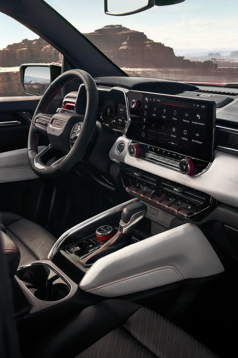 2026 GMC Canyon infotainment system at High Plains Motors in Wolf Point MT
